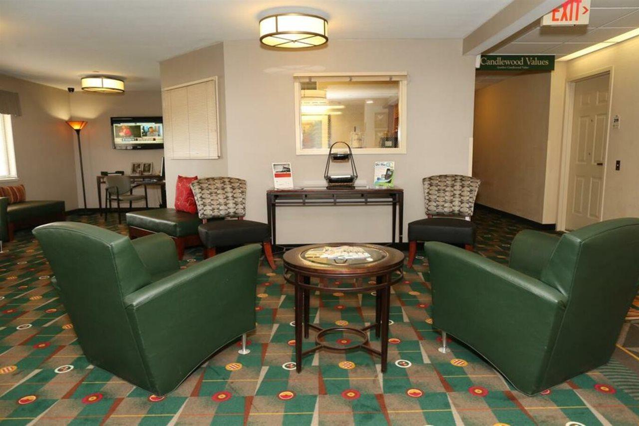 Candlewood Suites East Lansing By Ihg Buitenkant foto