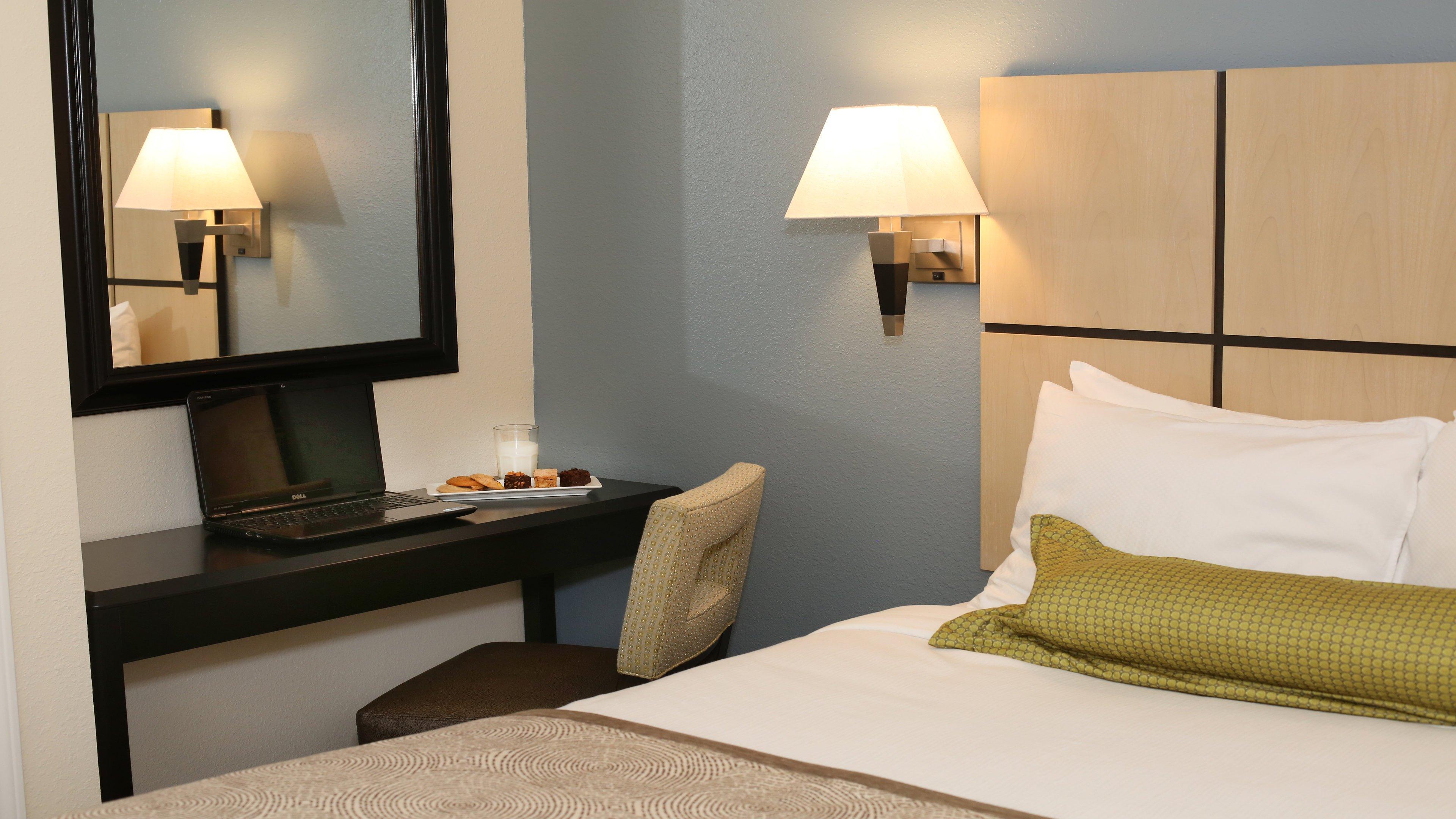 Candlewood Suites East Lansing By Ihg Buitenkant foto