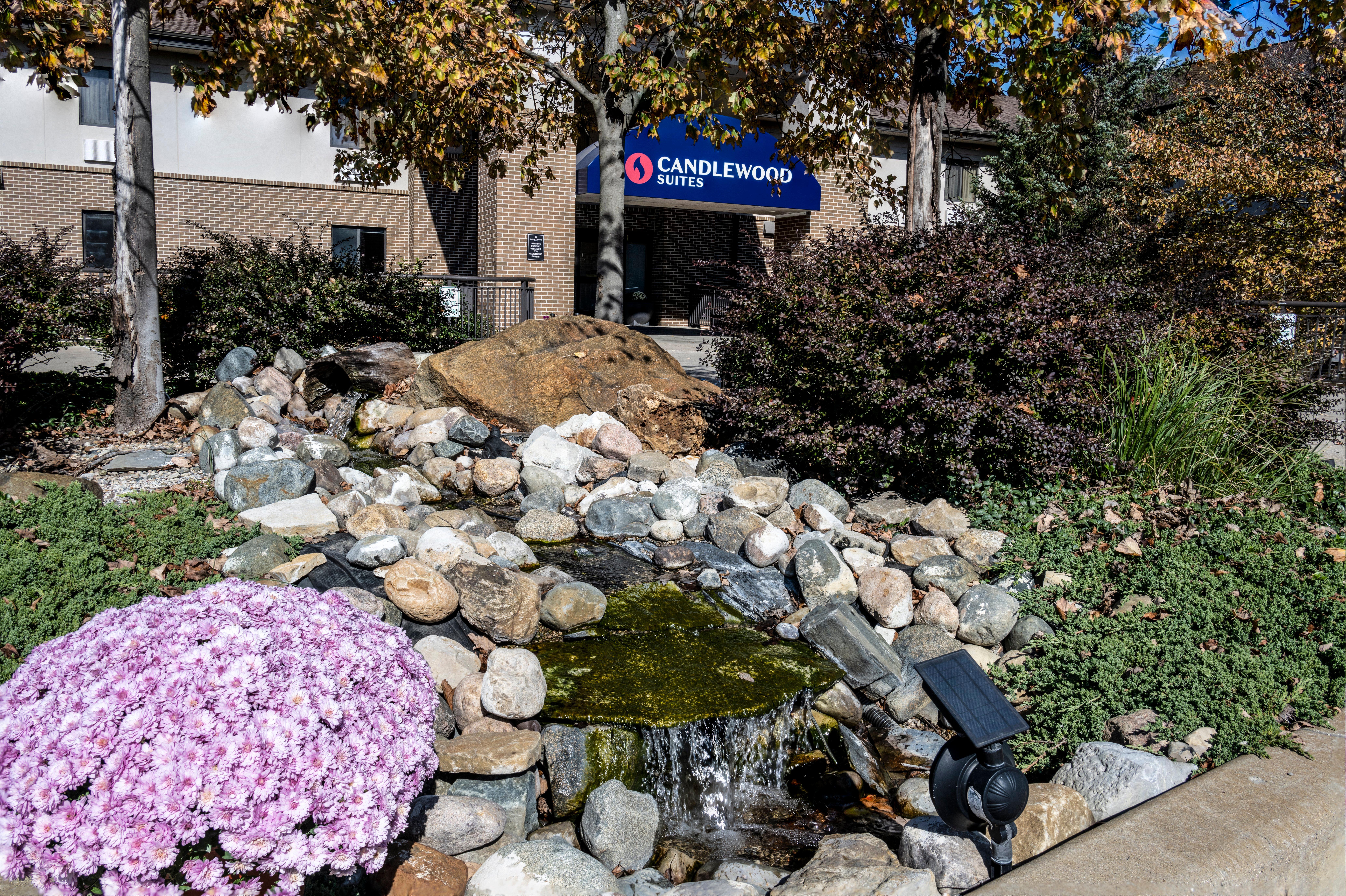 Candlewood Suites East Lansing By Ihg Buitenkant foto